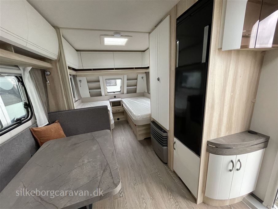 Hobby De Luxe 460 SL